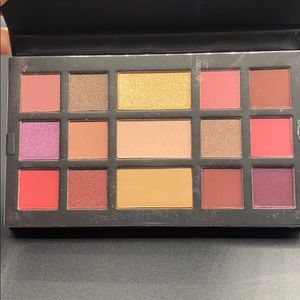 Eye and cheek palette